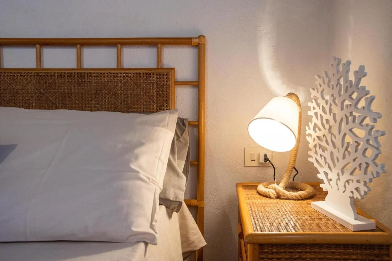Dammusi Ziuni Aparthotel Lampedusa Italy