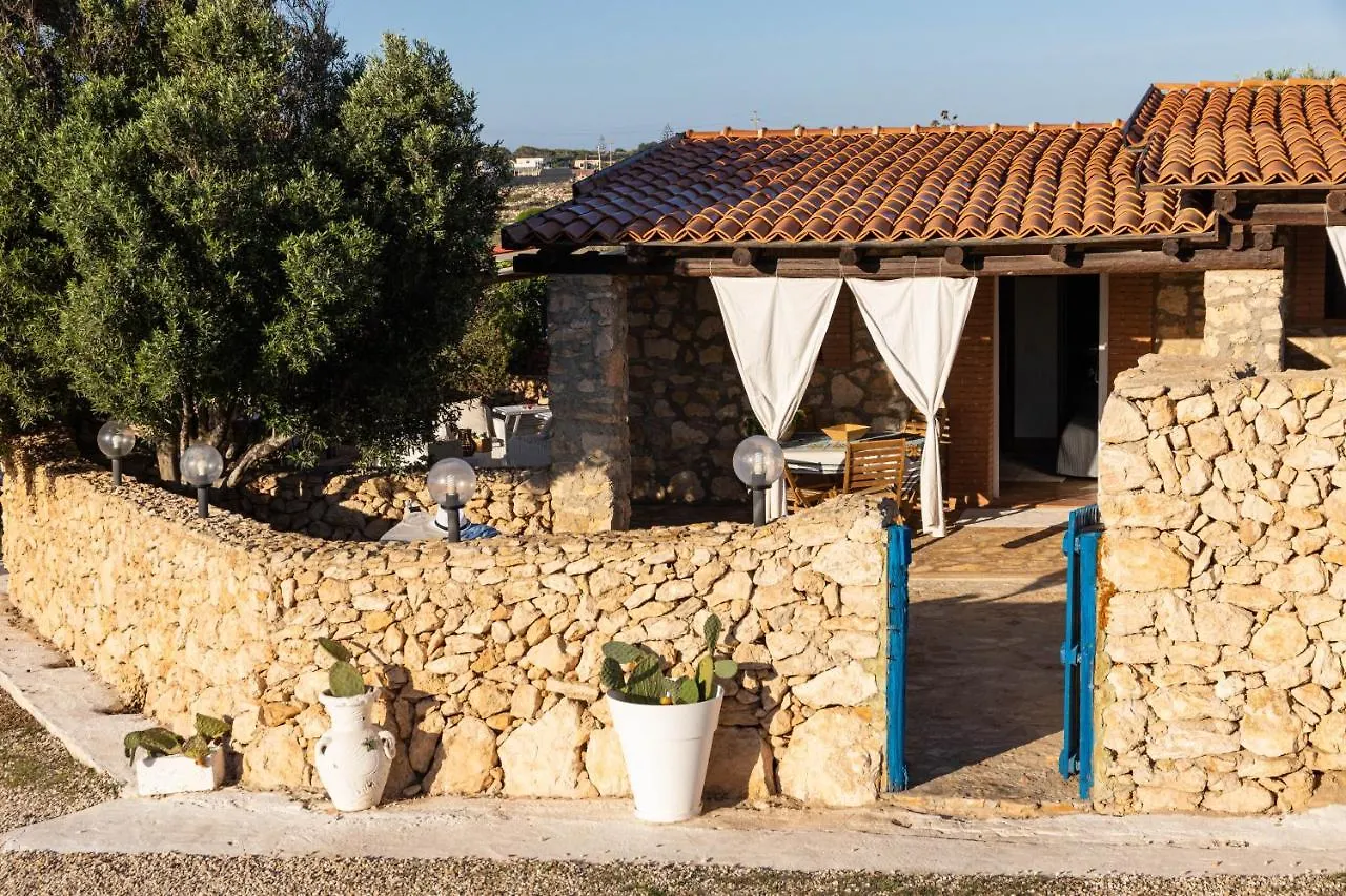 Dammusi Ziuni Aparthotel Lampedusa 0*,
