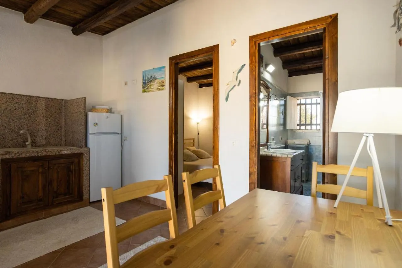 Dammusi Ziuni Aparthotel Lampedusa Italy