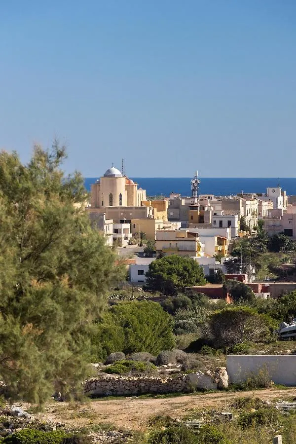 Dammusi Ziuni Aparthotel Lampedusa Italy