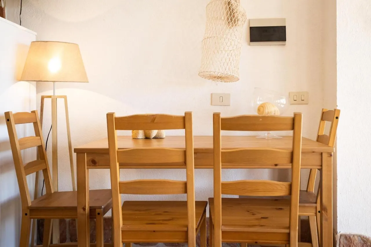 Dammusi Ziuni Aparthotel Lampedusa 0*,  Italy