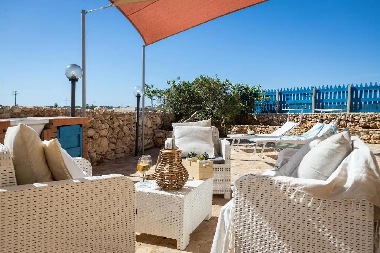 Dammusi Ziuni Aparthotel Lampedusa Italy